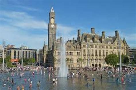 25 Amazing Facts About Bradford City .